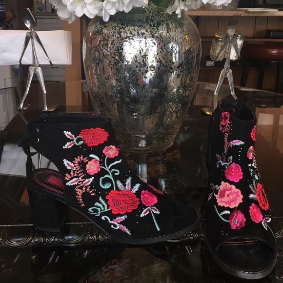 Shoes - Rose print peep toe sling back bootie 2 inch.